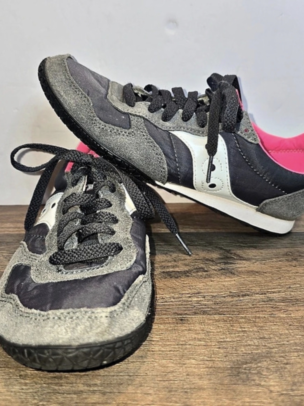 Saucony Bullet Women's 8.5 Gray Pink Suede Nylon Retro Sneakers Running S1943